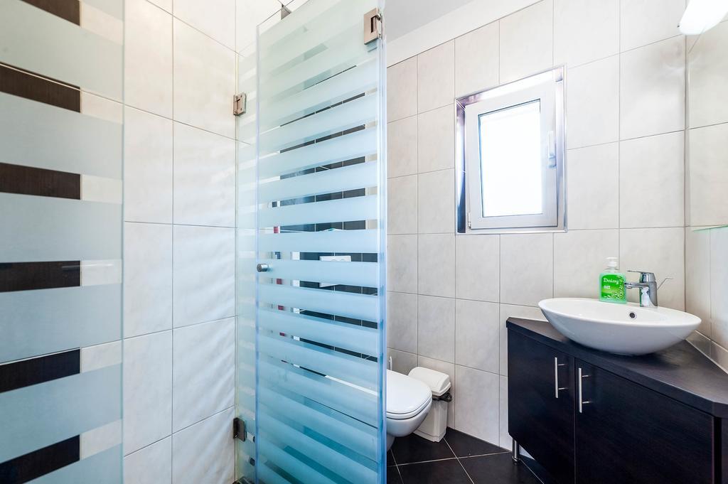 Apartment Grc Grebastica Luaran gambar
