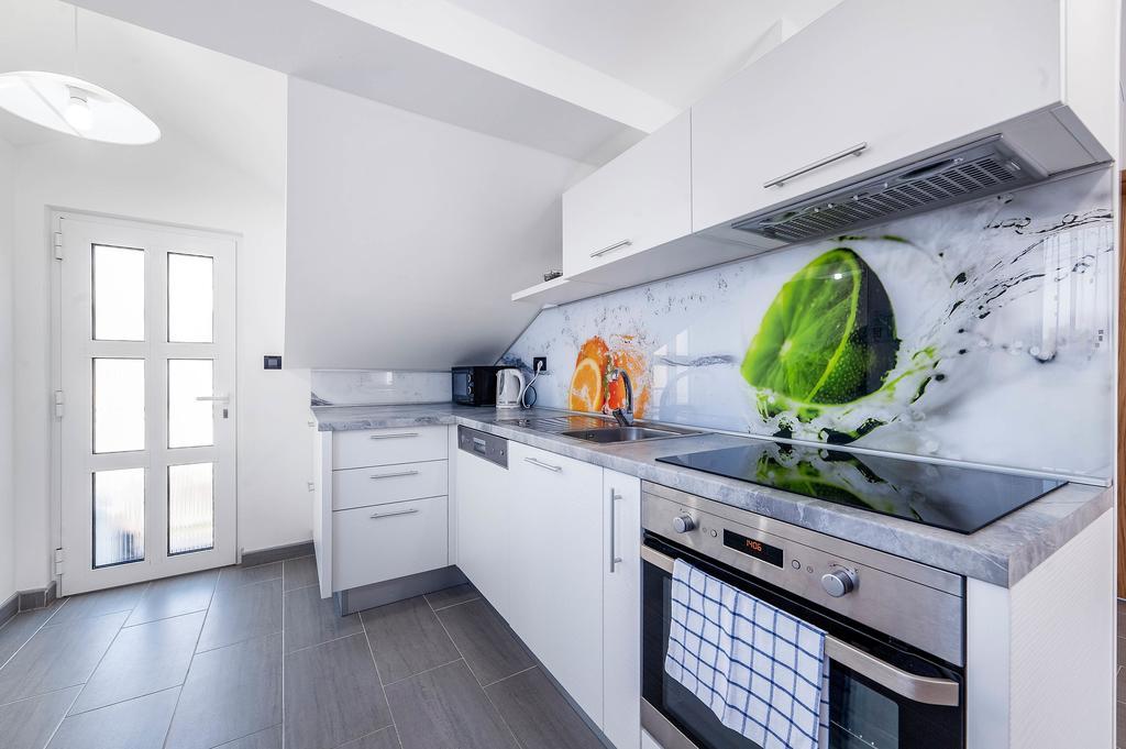 Apartment Grc Grebastica Luaran gambar